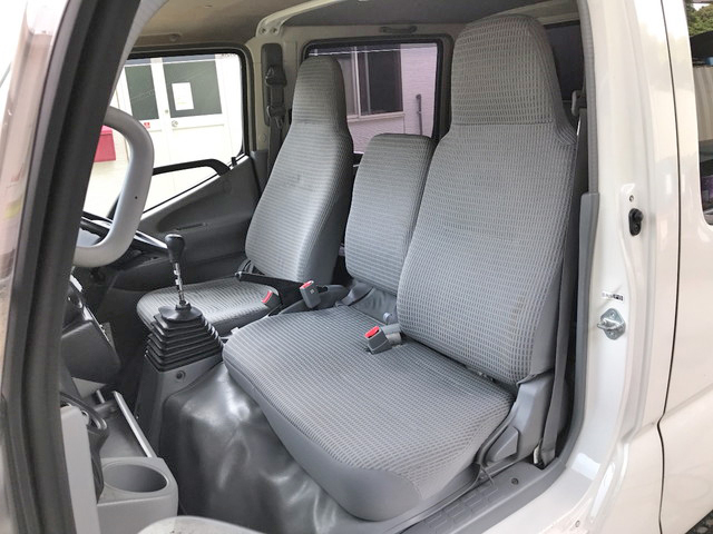 トヨタダイナダブルキャブ（Wキャブ）小型（2t・3t）[写真31]