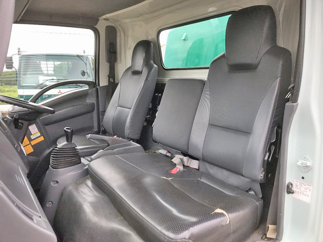 いすゞエルフパッカー車（塵芥車）小型（2t・3t）[写真30]