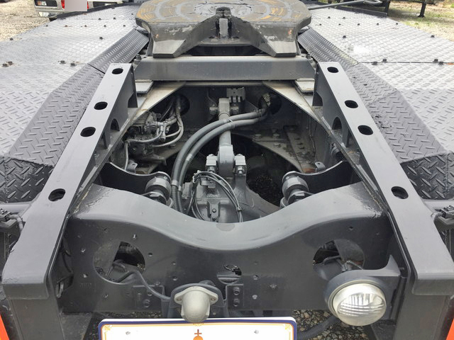 日野プロフィアトレーラーヘッド（トラクターヘッド）大型（10t）[写真17]