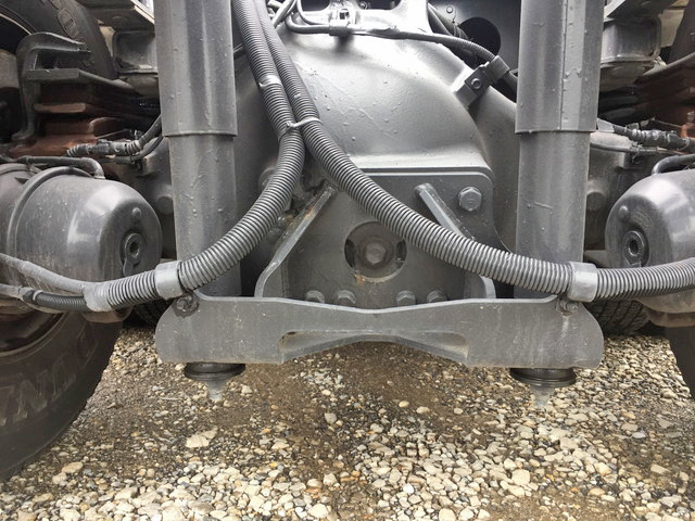 日野プロフィアトレーラーヘッド（トラクターヘッド）大型（10t）[写真22]