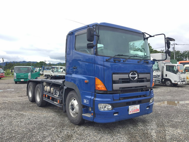 日野プロフィアトレーラーヘッド（トラクターヘッド）大型（10t）[写真03]