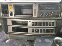 日野プロフィアトレーラーヘッド（トラクターヘッド）大型（10t）[写真35]