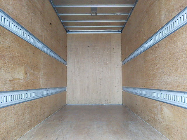 いすゞエルフアルミバン小型（2t・3t）[写真13]