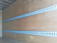 いすゞエルフアルミバン小型（2t・3t）[写真17]