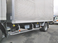 いすゞエルフアルミバン小型（2t・3t）[写真19]