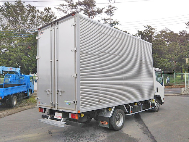 いすゞエルフアルミバン小型（2t・3t）[写真02]