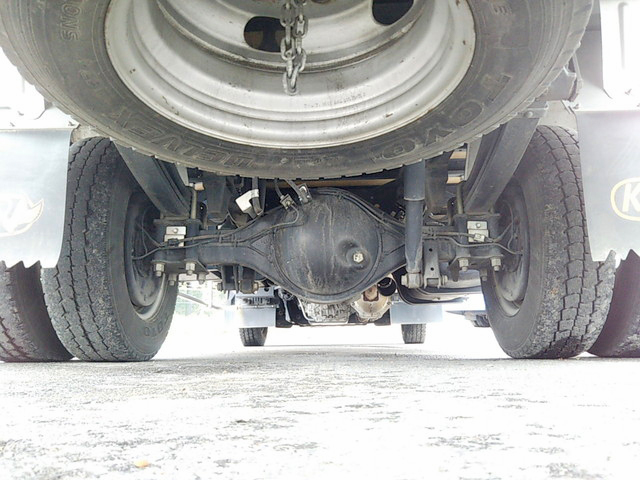 いすゞエルフアルミバン小型（2t・3t）[写真25]