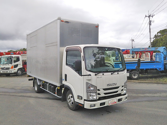 いすゞエルフアルミバン小型（2t・3t）[写真03]