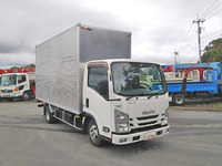 いすゞエルフアルミバン小型（2t・3t）[写真03]