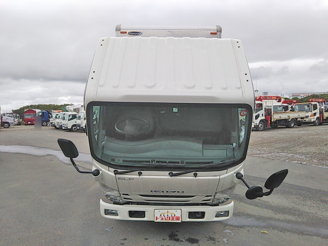 いすゞエルフアルミバン小型（2t・3t）[写真09]