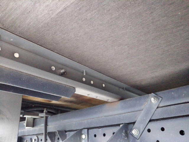 いすゞエルフアルミバン小型（2t・3t）[写真22]