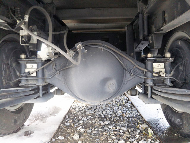 いすゞエルフアルミバン小型（2t・3t）[写真24]