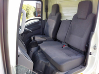 いすゞエルフアルミバン小型（2t・3t）[写真33]