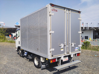 いすゞエルフアルミバン小型（2t・3t）[写真04]