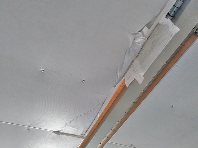 UDトラックスクオンアルミウイング大型（10t）[写真17]