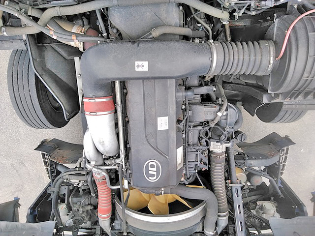 UDトラックスクオンアルミウイング大型（10t）[写真25]