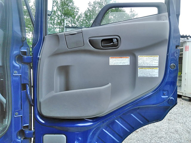 UDトラックスクオンアルミウイング大型（10t）[写真29]