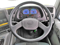 UDトラックスクオンアルミウイング大型（10t）[写真34]