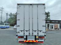 UDトラックスクオンアルミウイング大型（10t）[写真09]