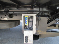 三菱ふそうファイターアルミバン中型（4t）[写真19]