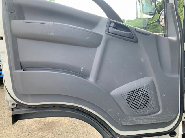 いすゞエルフセーフティローダー小型（2t・3t）[写真30]