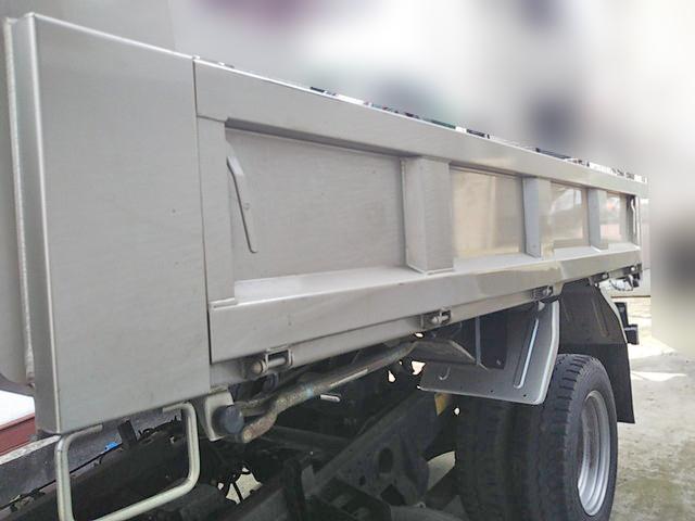 三菱ふそうキャンターダンプ小型（2t・3t）[写真07]