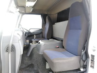 三菱ふそうファイター冷蔵冷凍ウイング中型（4t）[写真29]