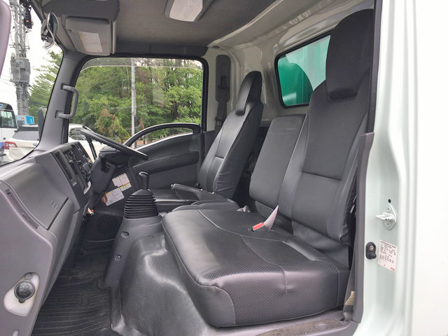 いすゞエルフ深ダンプ（土砂禁ダンプ）小型（2t・3t）[写真32]