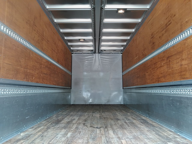 いすゞフォワードアルミウイング中型（4t）[写真10]