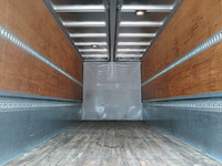 いすゞフォワードアルミウイング中型（4t）[写真10]