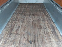 いすゞフォワードアルミウイング中型（4t）[写真14]