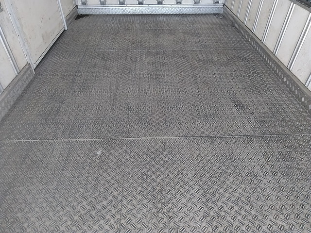 日野デュトロ冷凍車（冷蔵車）小型（2t・3t）[写真15]