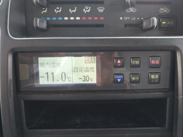 日野デュトロ冷凍車（冷蔵車）小型（2t・3t）[写真33]