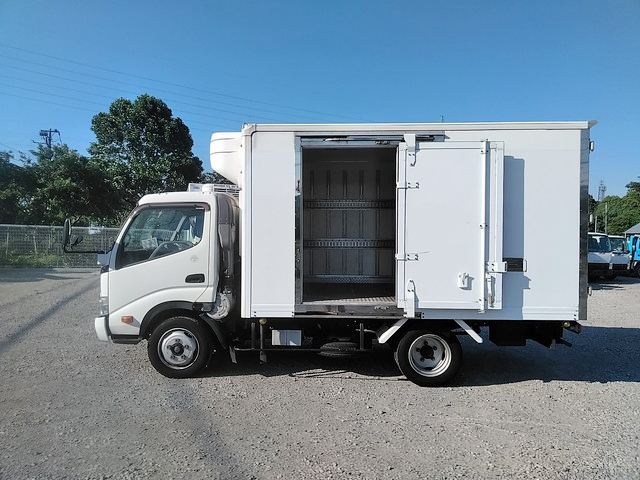 日野デュトロ冷凍車（冷蔵車）小型（2t・3t）[写真07]