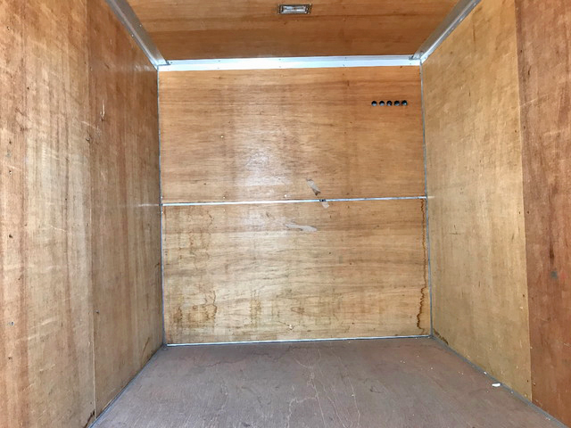 いすゞエルフアルミバン小型（2t・3t）[写真07]