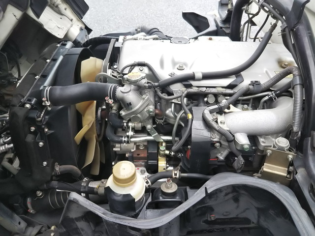 三菱ふそうキャンターダンプ小型（2t・3t）[写真24]