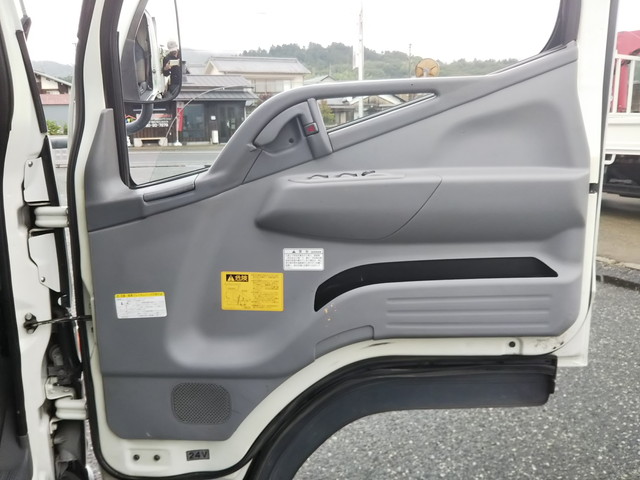 三菱ふそうキャンターダンプ小型（2t・3t）[写真28]