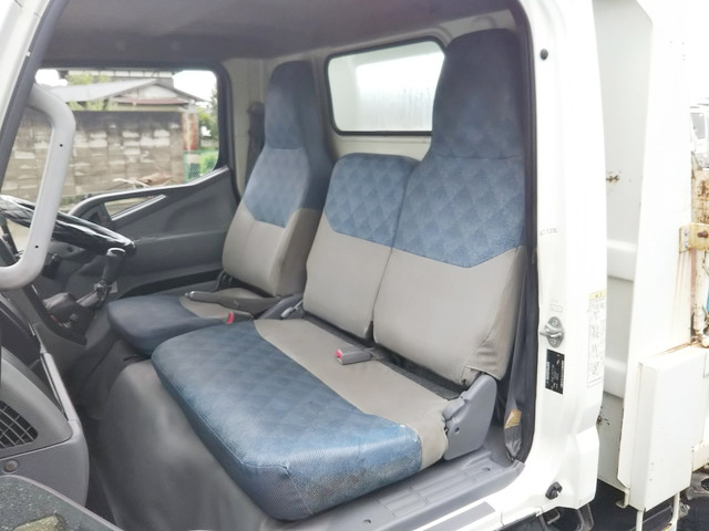 三菱ふそうキャンターダンプ小型（2t・3t）[写真29]