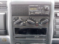 三菱ふそうキャンターダンプ小型（2t・3t）[写真38]