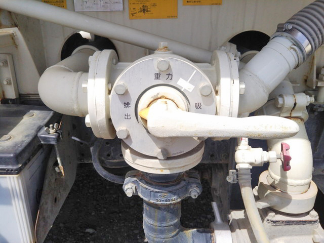 いすゞエルフ散水車小型（2t・3t）[写真10]