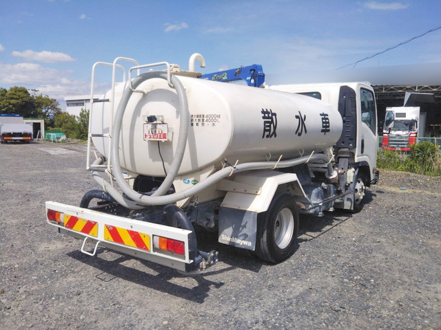 いすゞエルフ散水車小型（2t・3t）[写真02]