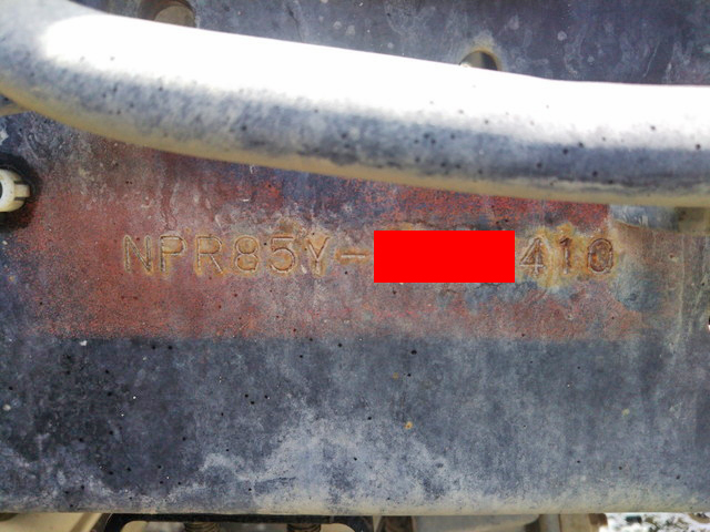 いすゞエルフ散水車小型（2t・3t）[写真40]