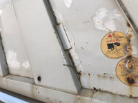 いすゞギガパッカー車（塵芥車）大型（10t）[写真17]