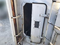 いすゞギガパッカー車（塵芥車）大型（10t）[写真19]