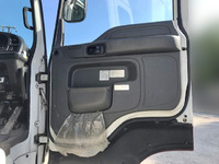 いすゞギガパッカー車（塵芥車）大型（10t）[写真27]