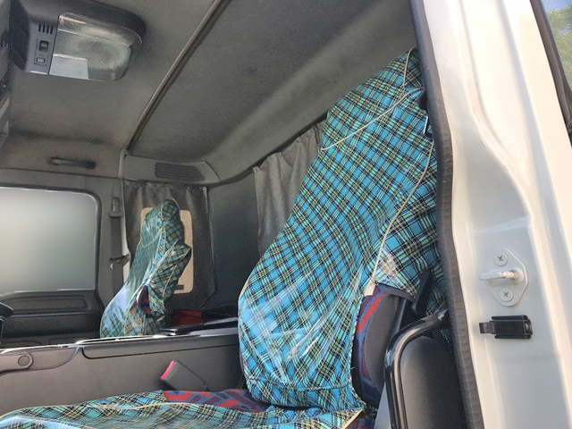 いすゞギガパッカー車（塵芥車）大型（10t）[写真29]