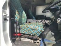 いすゞギガパッカー車（塵芥車）大型（10t）[写真30]