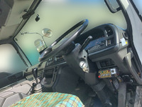 いすゞギガパッカー車（塵芥車）大型（10t）[写真31]