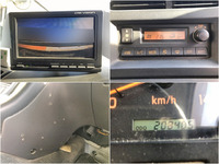 いすゞギガパッカー車（塵芥車）大型（10t）[写真35]