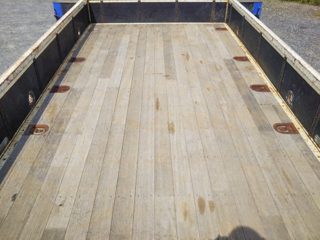 いすゞフォワードクレーン4段中型（4t）[写真12]